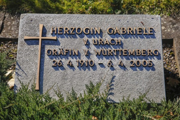 Tombstone, Duchess Gabriele von Urach Countess of Württemberg 1910 to 2005, cross, letter, grave, cemetery, Großengstingen, municipality of Engstingen, district of Reutlingen, Swabian Jura, Baden-Württemberg, Germany