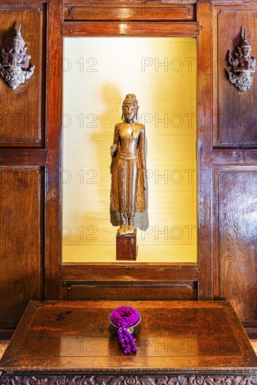 Jim Thomson House and Museum, carved wooden wall and carved figures, Bangkok, Thailand's metropolis, Thailand