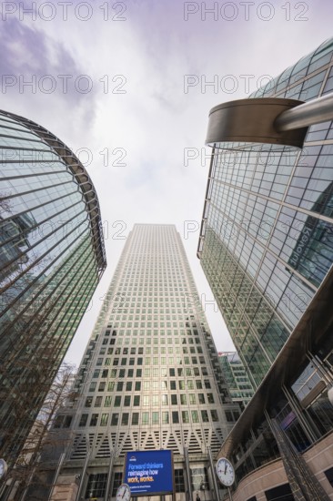 Modern glass buildings soar into the sky, an impressive urban architectural motif, Canary Wharf, London, England, Great Britain