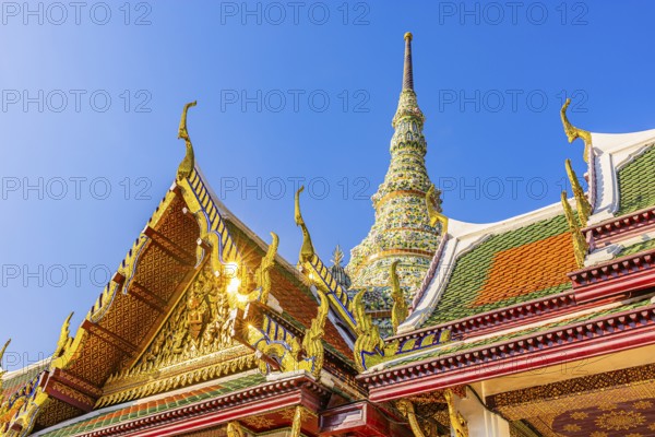 The Grand Royal Palace, Wat Phra Kaeo Buddhist Temple, overlapping roofs with curved chofas, Chedi Temple Tower, Phra Nakhon, Bangkok, Thailand's metropolis, Thailand