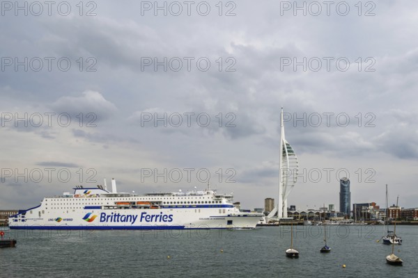 Portsmouth Harbour over Spinnaker Tower, Portsmouth, Gosport, England, United Kingdom