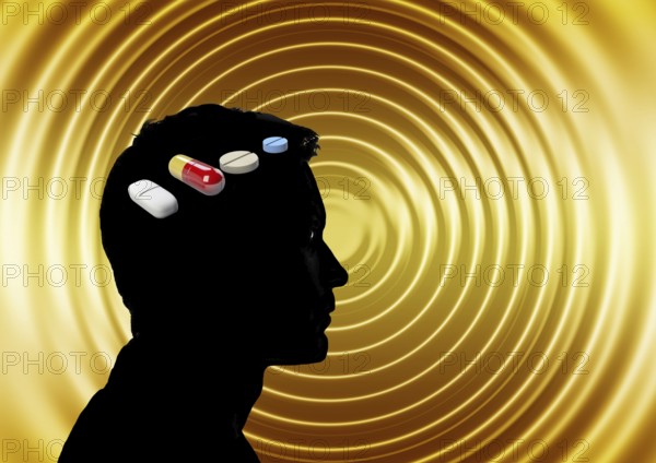 Symbolic image, person, pills, medication, delivery pass, addiction, risk of addiction, doctor, prescription, drug carriers, pharmaceutical industry, drug production, raw material dependence on China and India, tablets, medicine, missing basic substances, Germany and worldwide, economy, world market