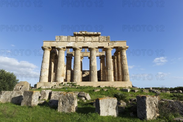Temple E, Temple of Hera in the ancient Greek city of Selinunte, acropolis, Doric style, archaeological site, restoration, Selinunte, Castelvetrano, Trapani, Sicily, Italy