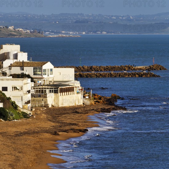 Houses on the beach of Marinella di Selinunte, south coast, Selinunte, Castelvetrano, Trapani, Sicily, Italy