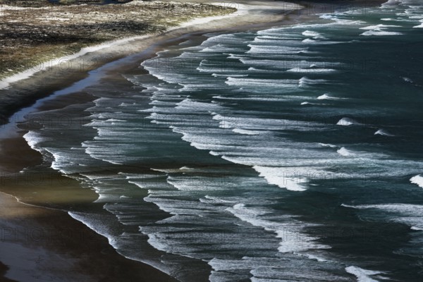 Ninety Miles Beach near Cape Reinga shows wave-rich beaches with curved shores, Cape Reinga, Northland, New Zealand
