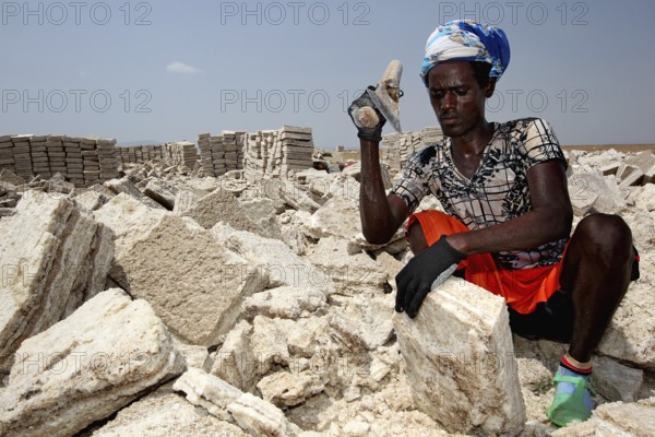 ETH Dallol, salt mining, salt block beater