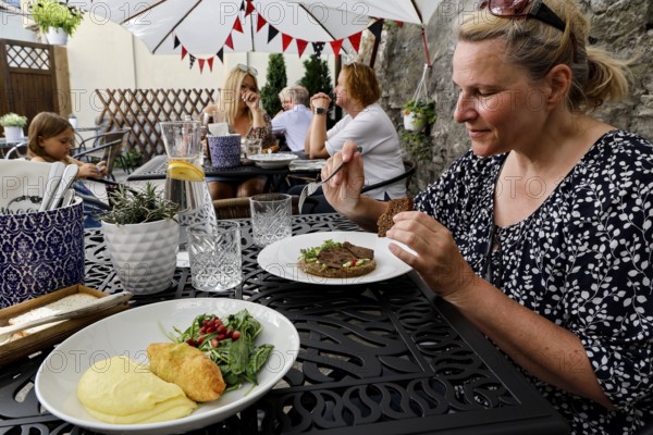 Cosy outdoor dining at Moon Restaurant with a relaxed atmosphere, Tallinn, Kelmiküla, Estonia