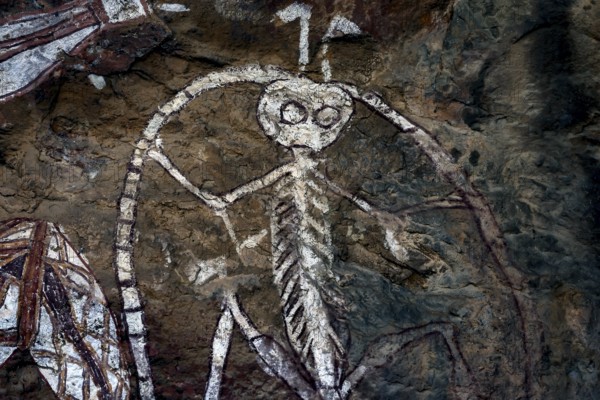 Traditional Aboriginal rock painting of an anthropomorphic being, Nourlangie, Northern Territory, Australia