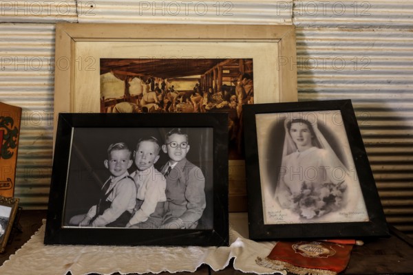 Collection of nostalgic black and white photos of children and brides, zero