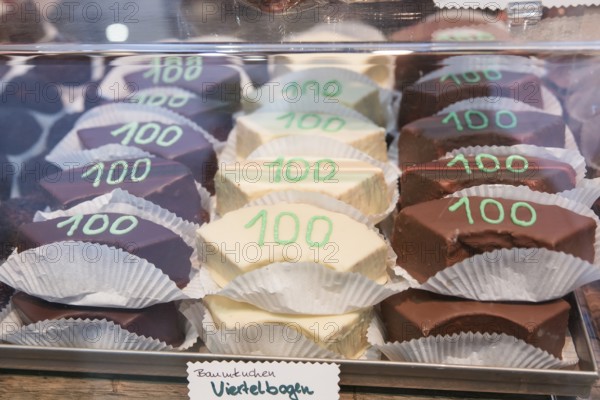 Baumkuchen with the logo 100 is on display at the Green Week at the exhibition center in Berlin on 16.01.2026. The Agricultural and Food Industry Fair will take place from January 16-25, 2026