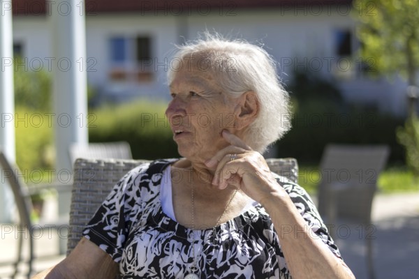86-year-old woman, retirement home, Jettingen, Baden-Württemberg, Germany
