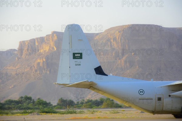 In Seiyun, Yemen on January 04, 2026, a Royal Saudi Air Force transport aircraft arrives at Seiyun Airport carrying humanitarian aid for the city. This mission follows the withdrawal of UAE-backed STC forces and the takeover by the Yemeni Armed Forces, aimed at supporting the local population after the recent military operations and Saudi airstrikes in the region, Hadhramaut, Seiyun, Yemen