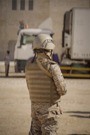 In Seiyun, Yemen on January 04, 2026, soldiers of the Yemeni Armed Forces take full control of the city following the withdrawal of the UAE-backed Southern Transitional Council (STC) forces. The military deployment comes after a series of strikes by the Royal Saudi Air Force against STC positions, marking a significant shift in the conflict within the Hadramaut region, Hadhramaut, Seiyun, Yemen