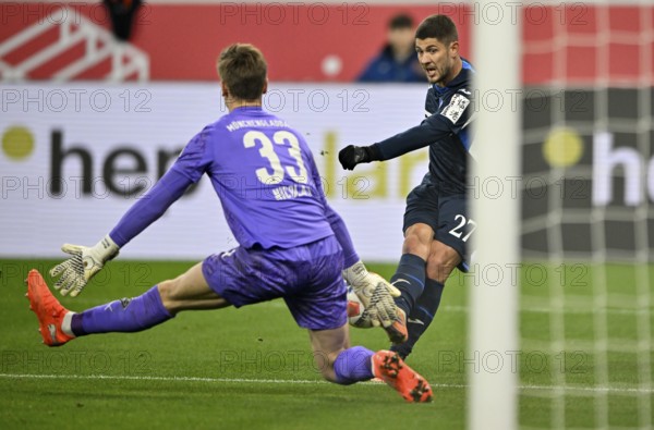Goal kick Action Goal chance Andrej Kramaric TSG 1899 Hoffenheim (27) v Goalkeeper Moritz Nicolas Borussia Mönchengladbach BMG (33) PreZero Arena, Sinsheim, Baden-Württemberg, Germany