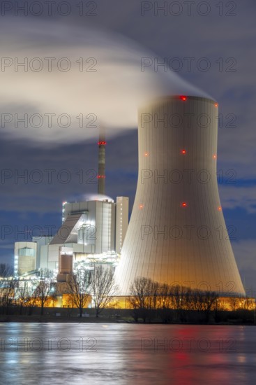 Cooling tower of the Duisburg-Walsum coal-fired power plant, operated by STEAG and EVN AG, 181 meters high, power plant block 10, water vapor cloud, on the site of the former Walsum coal mine, Duisburg, Rhine, North Rhine-Westphalia, Germany