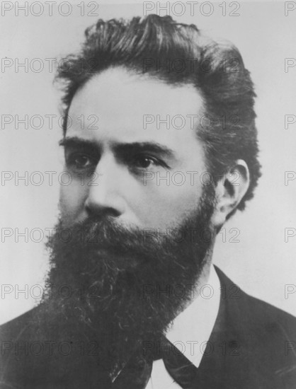 Wilhelm Conrad Röntgen, German physicist and university teacher, discovered on 8.11.1895 the X-rays named after him, X Ray, Nobel Prize for Physics 1901. Medicine, History of Medicine, Photography, Würzburg, Germany, historically