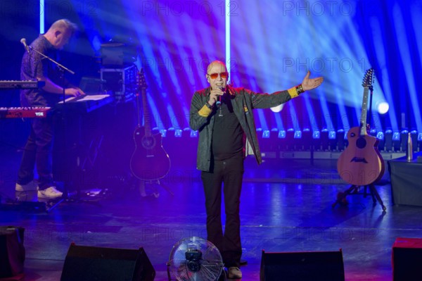 Toni Krahl and the Kinx from Prenzlauer Berg live on The same was the tour in Berlin's Friedrichstadtpalast on 12.01.2026