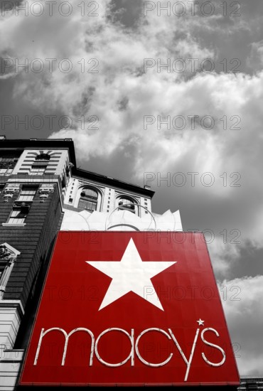 Macy's advertising sign, the biggest department store in the world, black and white, New York City, USA