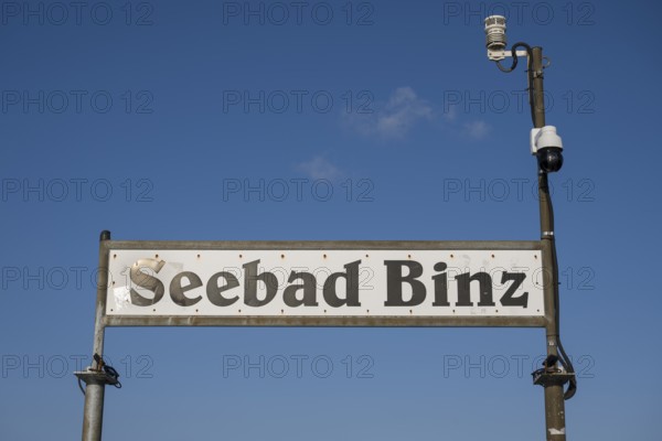 Sign Seebad Binz auf der Seebrücke, Binz, Seebad, Rügen Island, Mecklenburg-Western Pomerania, Germany