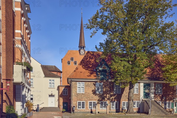 St. Nicolai church tower, historic town hall, city museum, general architecture, brick building, façade with windows, stairway, trees, blue sky, cloudless, market square, town hall market, Eckernförde, Rendsburg-Eckernförde district, Schleswig-Holstein, Germany