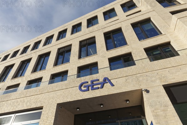 GEA Group AG, logo at the new corporate headquarters, industrial group, Düsseldorf-Derendorf, North Rhine-Westphalia, Germany