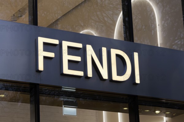 Store of Italian fashion brand FENDI auf der Kö, luxury shopping, Düsseldorf, North Rhine-Westphalia, Germany