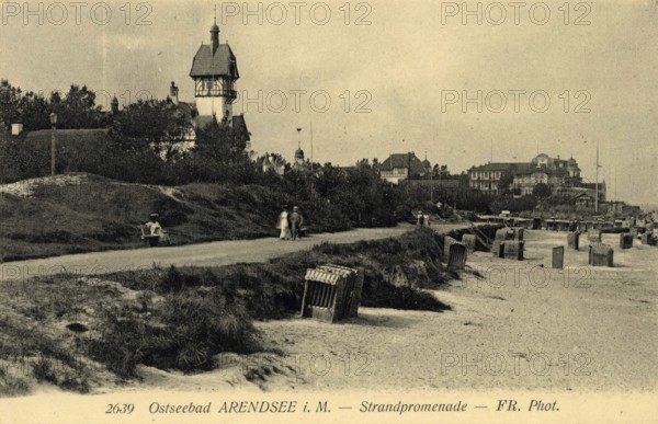 Baltic resort Arendsee, beach promenade, Kühlungsborn, Rostock district, Mecklenburg-Western Pomerania, until 1938 place name of the western district of Kühlungsborn, Germany, postcard, view around 1900 - 1910, historical, digital reproduction of a historical postcard, authentic, public domain, from that time, exact date unknown