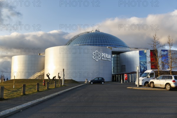 Perlan, Wonder Islands Museum, landmark, hot water tanks, planetarium, restaurant with panoramic views, Reykjavík, Iceland