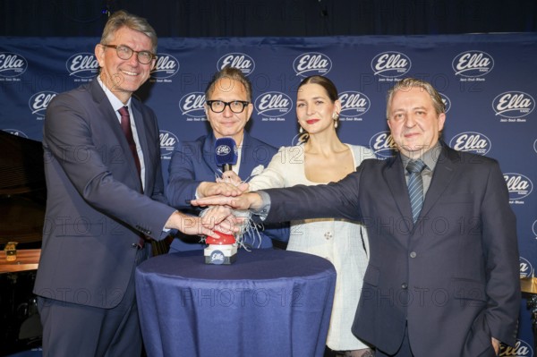 The Federal Government Commissioner for Culture and the Media (BKM) Dr Wolfram Weimer together with station manager Oliver Dunk, the artistic director of the Jazz Institute Berlin (UdK) Prof. Paulo Morello and jazz singer Martina Barta press the red button at 12:00 noon and Ella goes on air. 05.01.2026 at Zig Zag Jazz Club