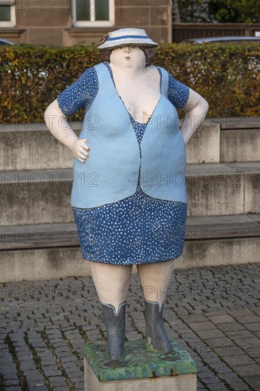 Fountain figure by Chemnitz artist Karl-Heinz Richter 2007, Billinganlage, Fürth, Middle Franconia, Bavaria, Germany