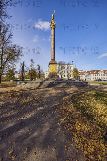 Victory column, general architecture, houses, trees with autumn leaves, meadow, fallen leaves, blue sky, cumulus clouds, cirrostratus clouds, Schwerin, state capital, district-free city, Mecklenburg-Western Pomerania, Germany