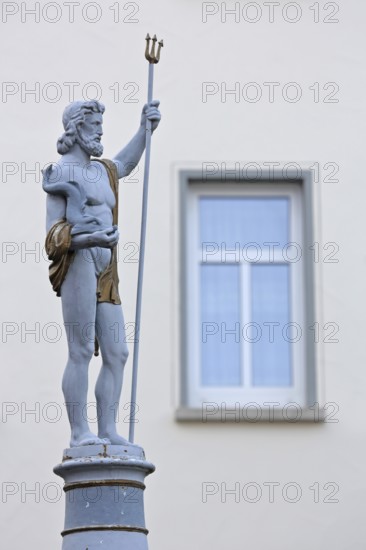 Fountain and Neptune with trident sculpture, Roman water god, Neptune fountain, market square, Bopfingen, Härtsfeld, Swabian Jura, Baden-Württemberg, Germany