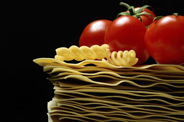 Lasagna, dried lasagna leaves and fusilli noodles