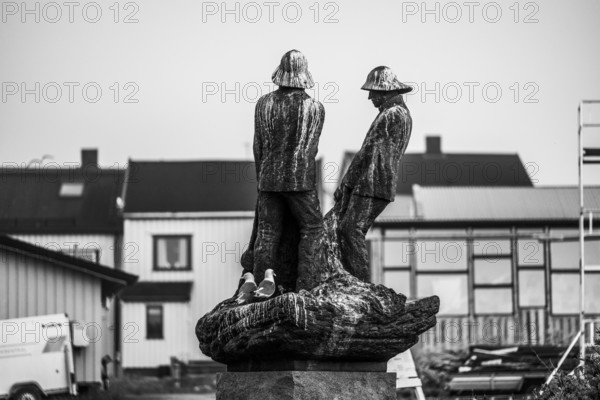 The fisherman's monument Opp av hav (Up from the sea), located west of the Pomor Museum, was created by Svein Magnus Håvarstein, Vardø, Finnmark, Norway