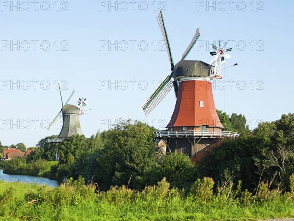 Greetsieler Zwillingsmühlen, landmark, Greetsiel, Municipality of Krummhörn, East Frisia, Lower Saxony, Germany
