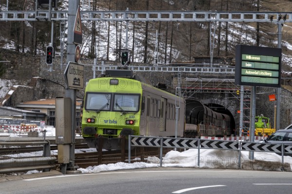 Autoverlad Lötschberg bls Eisenbahn, Goppenstein, Valais, Switzerland