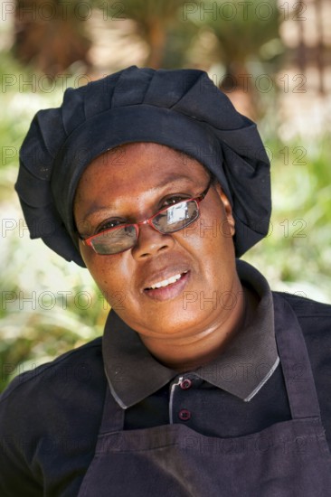 Africa, woman, person, Nama, face, colored, African appearance, African, looking at the cameraView, direct view, indigenous, ethnic, ethnology, ethnological, Namibia, indigenous people, female, cook