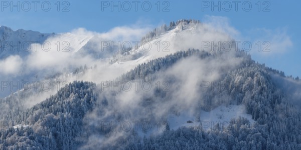 Mountain panorama from Söllereck, 1706m, in winter, Allgäu Alps, Allgäu, Bavaria, Germany