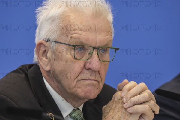 Prime Minister Winfried Kretschmann (Greens) . Portrait. Special meeting of the Stuttgart 21 Steering Committee Stuttgart, Baden-Württemberg, Germany