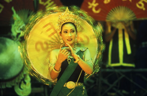 Traditional dance, parasol, Ko Phuket, Thailand, December 2002, vintage, retro, old, historical