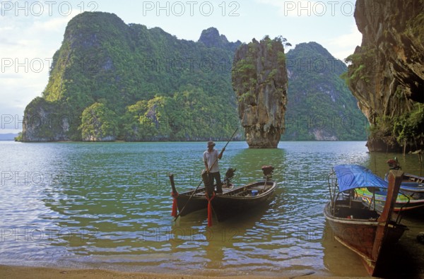 Boats, James Bond rocks, James Bond island, two years in front of the tsunami, Phangnga Bay, Ko Phuket, Thailand, December 2002, vintage, retro, old, historic