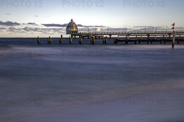 Pier with diving gondola, long exposure, Zingst, Fischland-Darß-Zingst, Western Pomerania Lagoon Area National Park, Mecklenburg-Western Pomerania, Germany
