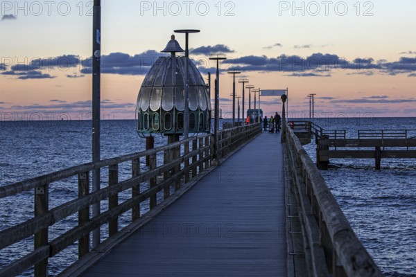 Pier with diving gondola, evening light, Zingst, Fischland-Darß-Zingst, Western Pomerania Lagoon Area National Park, Mecklenburg-Western Pomerania, Germany