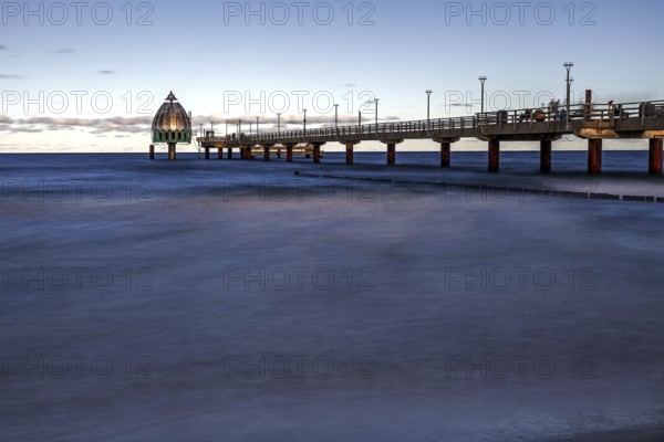 Pier with diving gondola, long exposure, evening light, Zingst, Fischland-Darß-Zingst, Western Pomerania Lagoon Area National Park, Mecklenburg-Western Pomerania, Germany