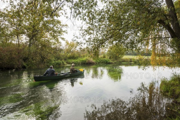 Paddler, Altrhein, Rhine, Taubergießen Nature Reserve, Kappel-Grafenhausen, Ortenau, Baden-Württemberg, Germany