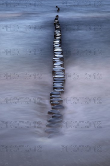 Grooves in the sea, long exposure, Zingst, Fischland-Darß-Zingst, Western Pomerania Lagoon Area National Park, Mecklenburg-Western Pomerania, Germany