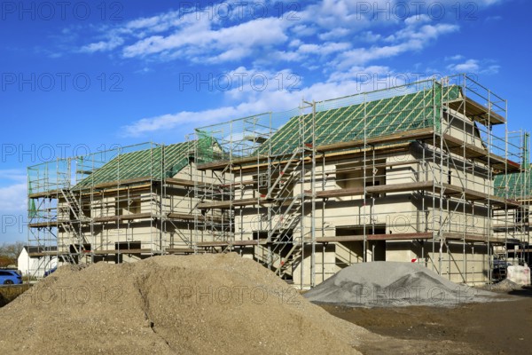 Castrop-Rauxel, North Rhine-Westphalia, Germany - residential construction in the Ruhr area. New construction district with semi-detached and terraced houses in the energy-saving KfW efficiency house standard 55