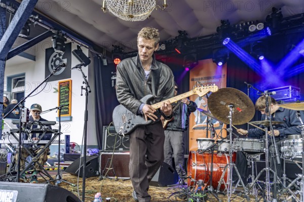 Jesper Munk live at the Orange Blossom Special Festival, Beverungen, Germany