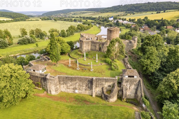 Ruins of Polle Castle on the Weser seen from above, Samtgemeinde Bodenwerder-Polle, Lower Saxony, Germany