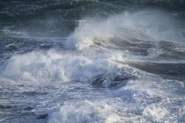 Ocean waves, strong surf, west coast of the Taranaki region, North Island, New Zealand